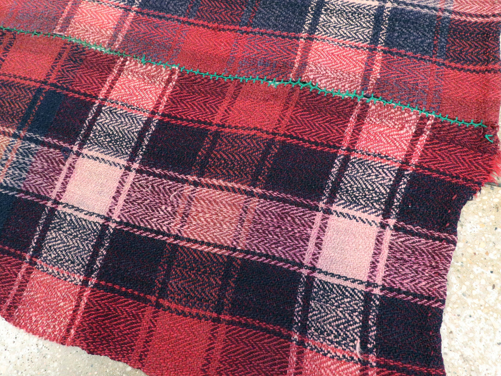 Vintage Persian Square Textile, No.28987 - Gsblank