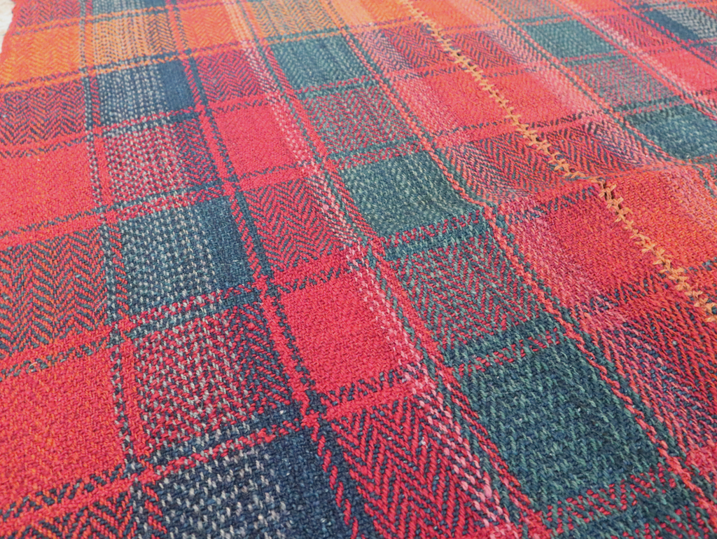 Vintage Persian Square Textile, No.28995 - Gsblank