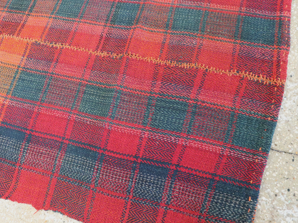 Vintage Persian Square Textile, No.28995 - Gsblank