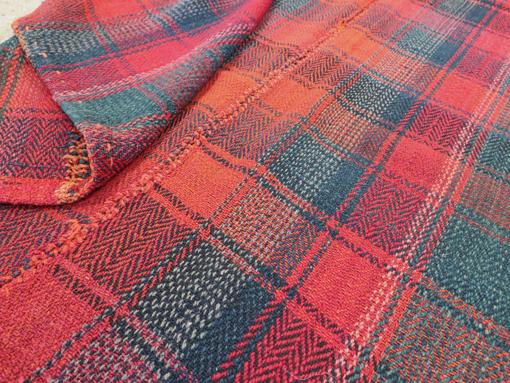 Vintage Persian Square Textile, No.28995 - Gsblank