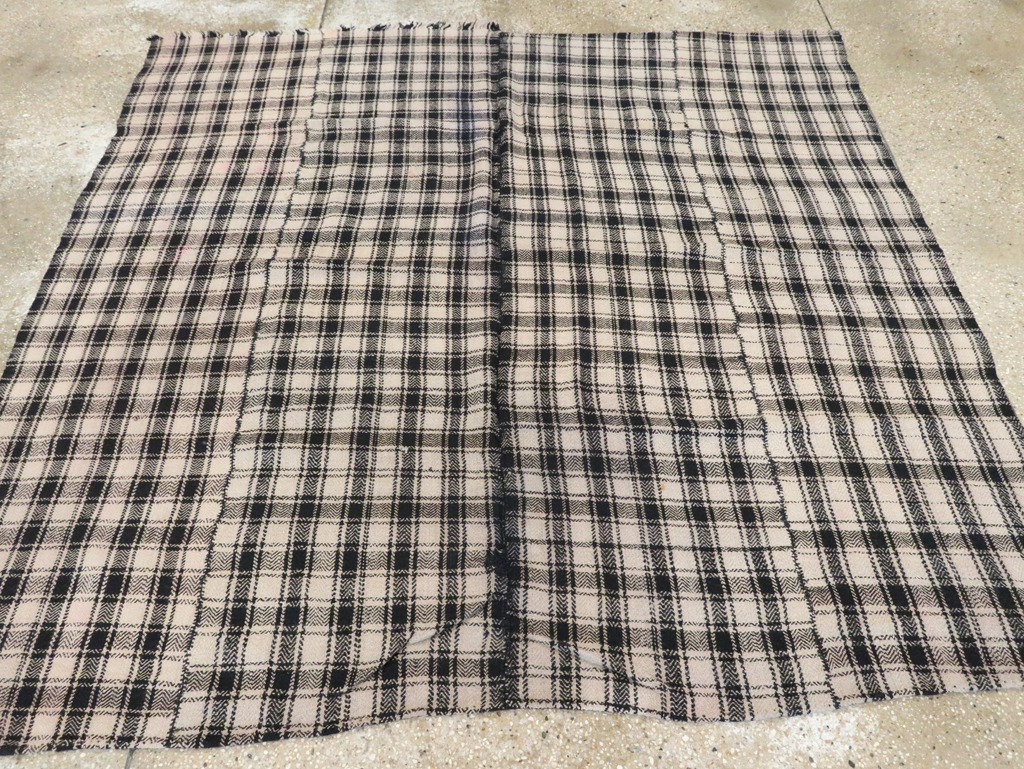 Vintage Persian Square Textile, No.28997 - Gsblank