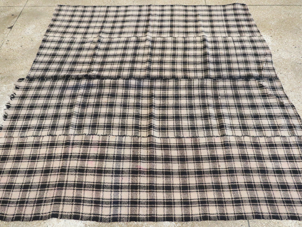 Vintage Persian Square Textile, No.28997 - Gsblank