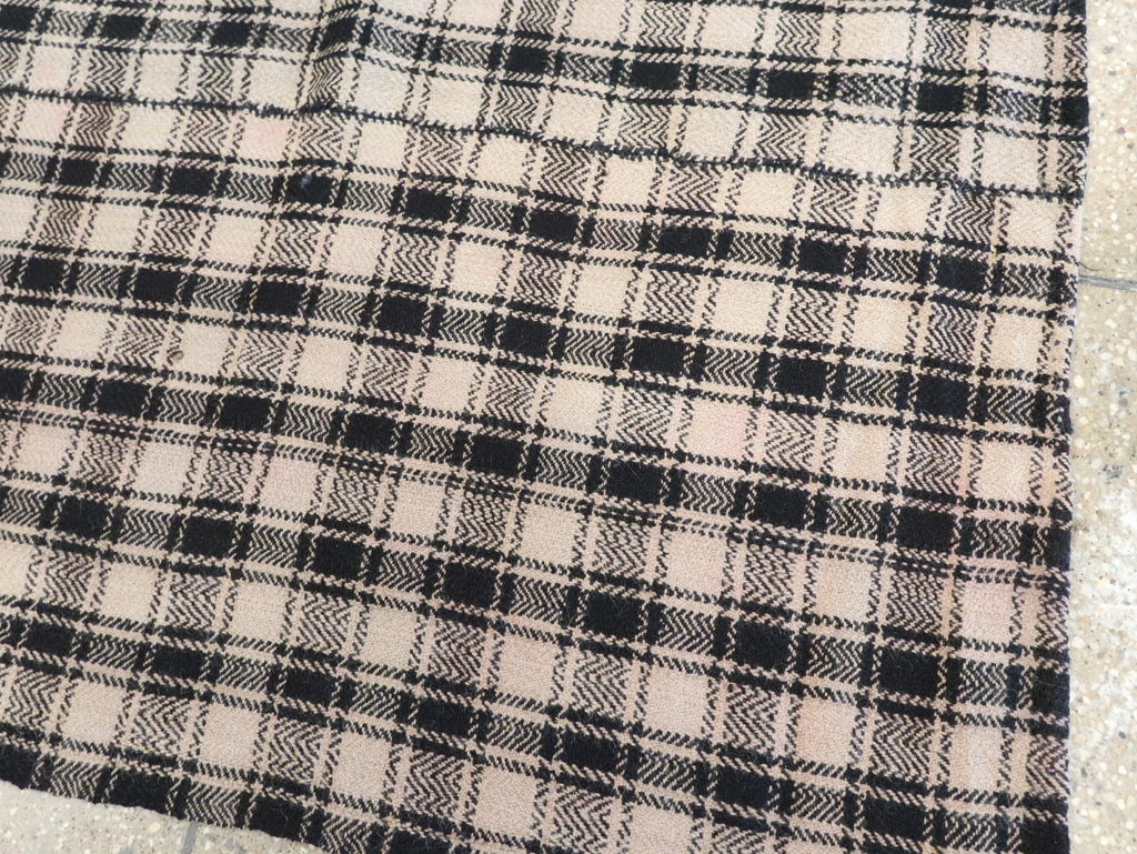 Vintage Persian Square Textile, No.28997 - Gsblank