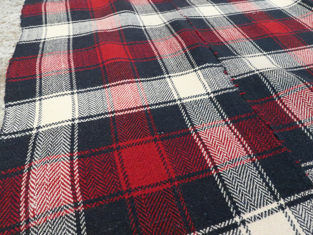 Vintage Persian Square Textile, No.29007 - Gsblank