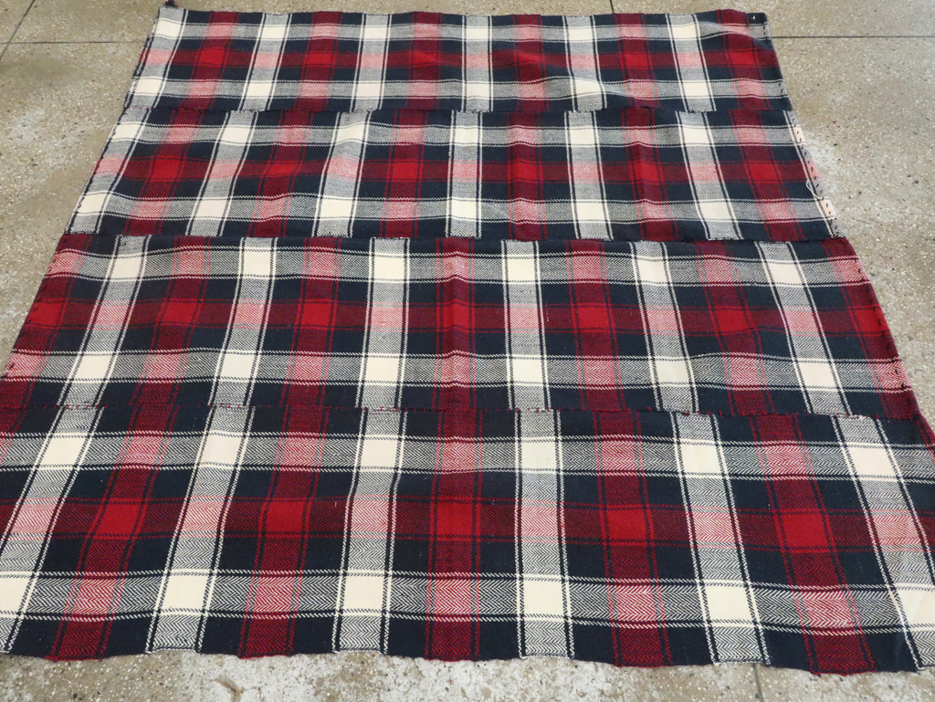 Vintage Persian Square Textile, No.29007 - Gsblank