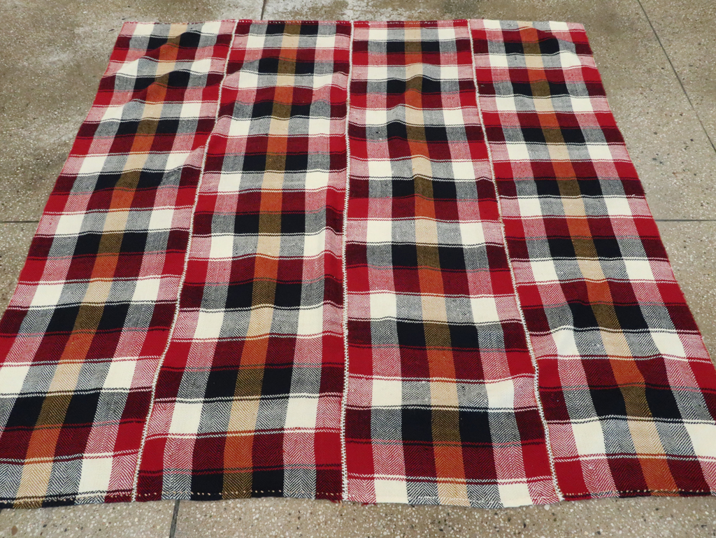 Vintage Persian Square Textile, No.29014 - Gsblank