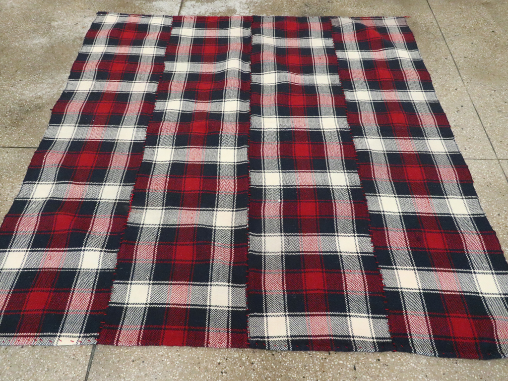 Vintage Persian Square Textile, No.29023 - Gsblank