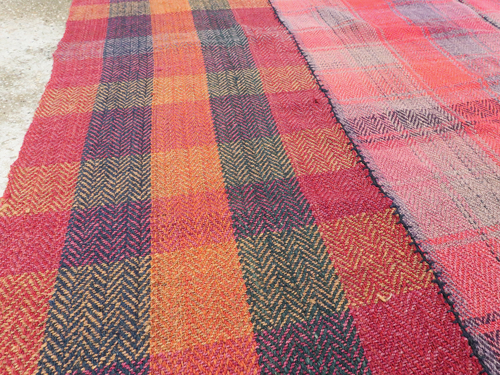 Vintage Persian Plaid Textile, No.29028 - Gsblank