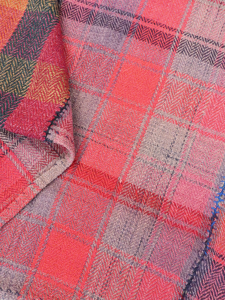 Vintage Persian Plaid Textile, No.29028 - Gsblank