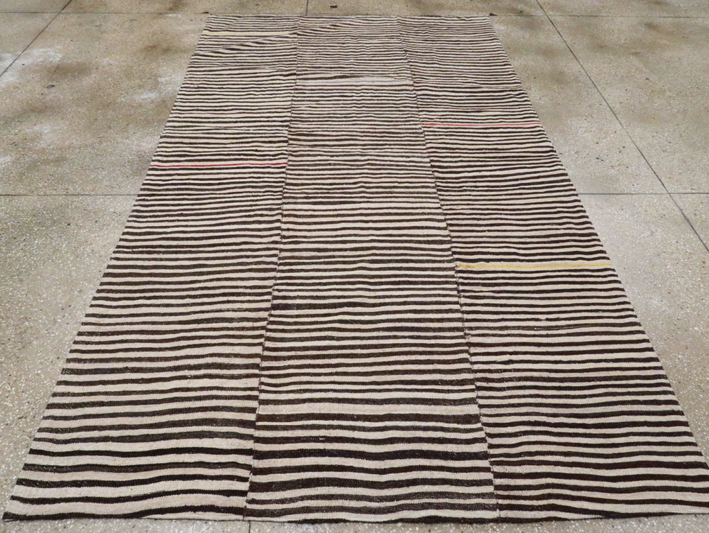 Vintage Persian Flatweave Kilim Accent Rug, No.29044 - Gsblank