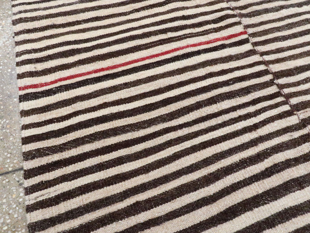 Vintage Persian Flatweave Kilim Accent Rug, No.29044 - Gsblank