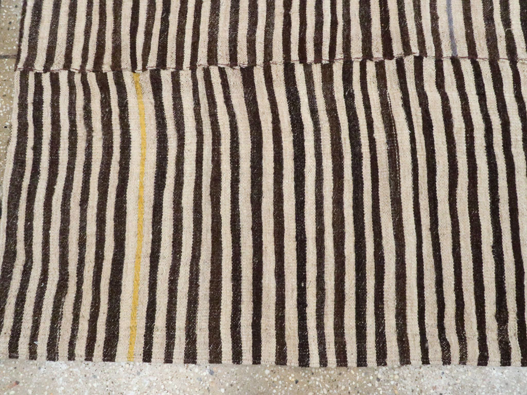 Vintage Persian Flatweave Kilim Accent Rug, No.29044 - Gsblank