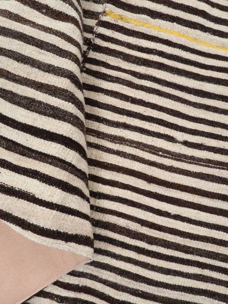 Vintage Persian Flatweave Kilim Accent Rug, No.29044 - Gsblank