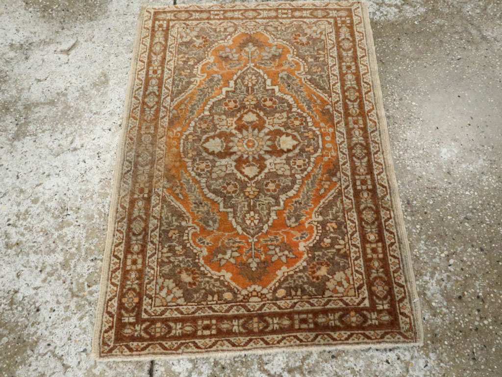 Vintage Persian Tabriz Throw Rug, No.29063 - Gsblank