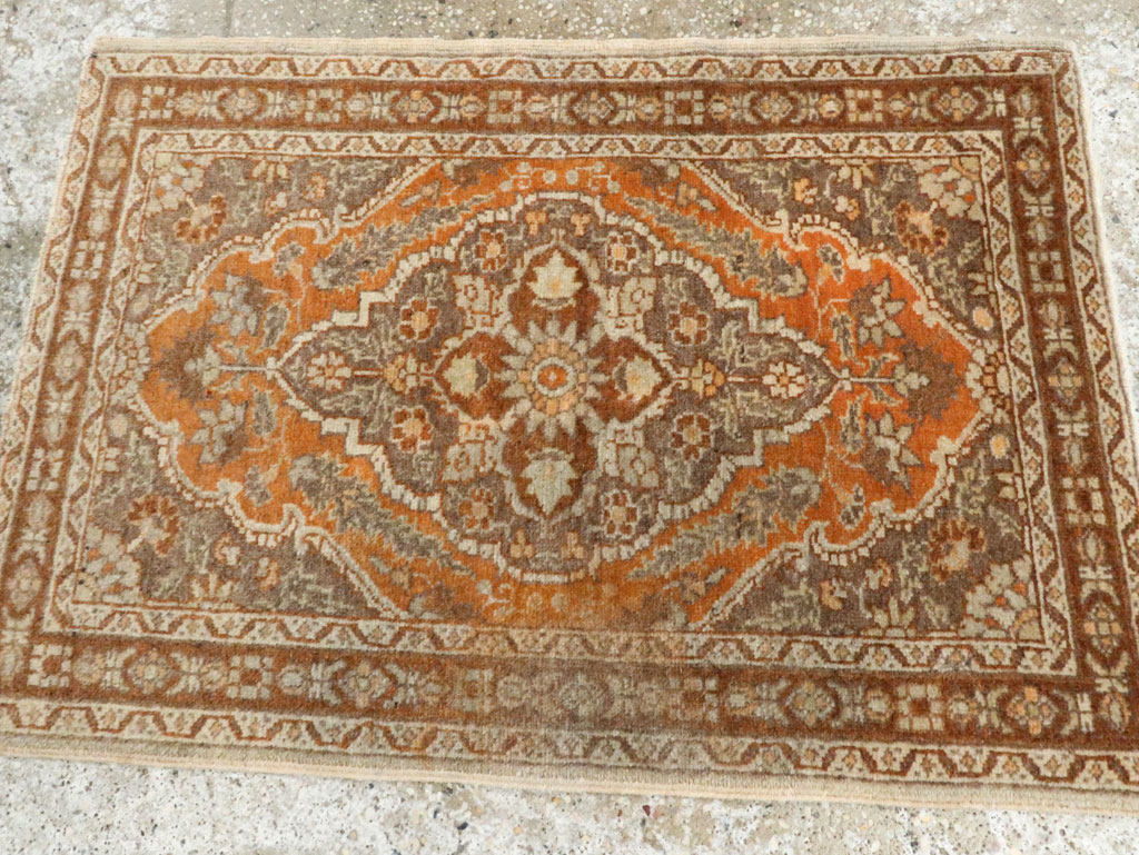 Vintage Persian Tabriz Throw Rug, No.29063 - Gsblank
