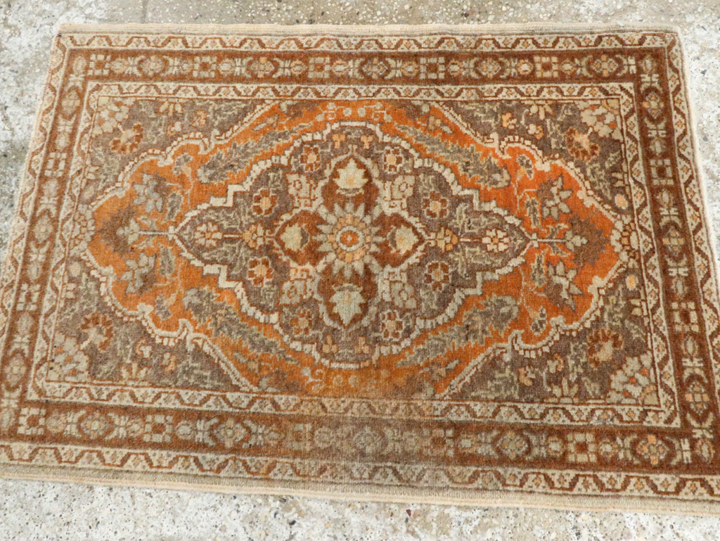Vintage Persian Tabriz Throw Rug, No.29063 - Gsblank