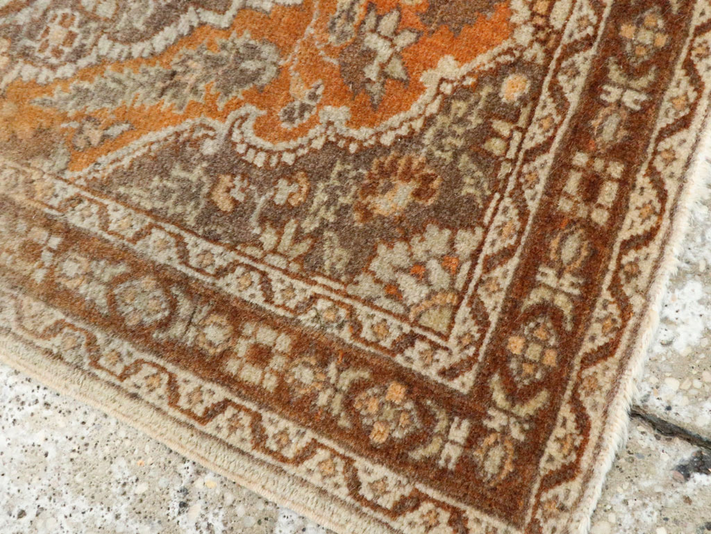 Vintage Persian Tabriz Throw Rug, No.29063 - Gsblank