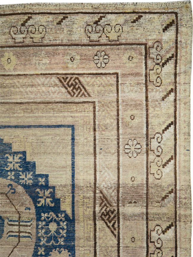 Antique East Turkestan Khotan Carpet, No.29064 - Gsblank