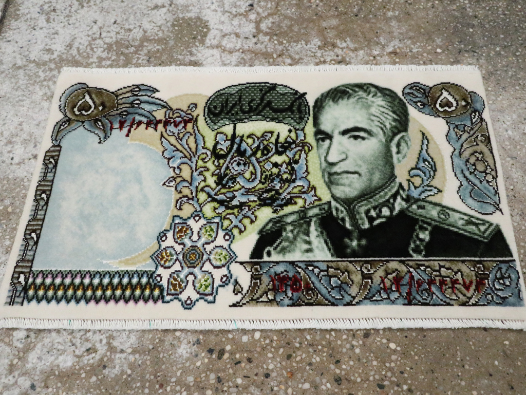 Modern Persian Tabriz Pictorial Rug, No.29068 - Gsblank