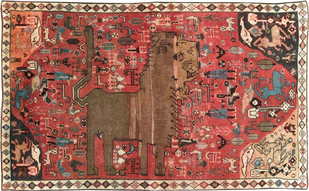 Vintage Persian Qashqai Pictorial Accent Rug, No.29085 - Gsblank