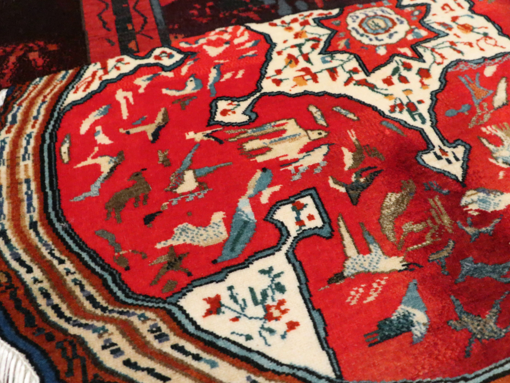 Vintage Persian Tabriz Pictorial Rug, No.29090 - Gsblank