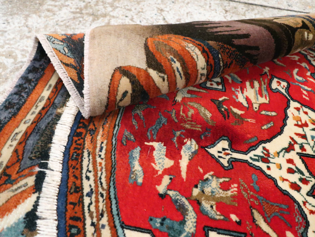 Vintage Persian Tabriz Pictorial Rug, No.29090 - Gsblank