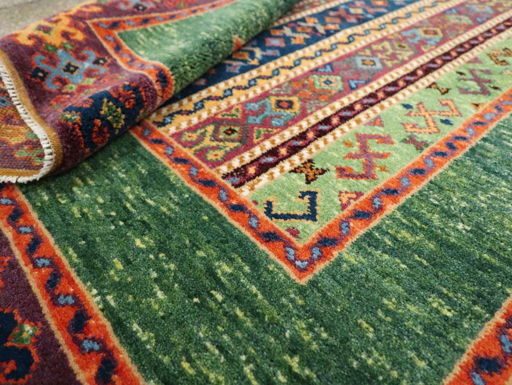 Vintage Turkish Anatolian Accent Rug, No.29107 - Gsblank