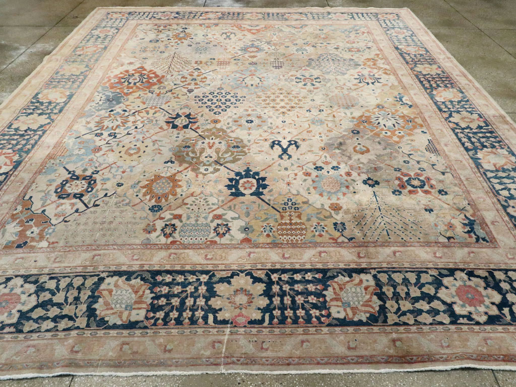 Antique Persian Tabriz Room Size Carpet, No.29122 - Gsblank