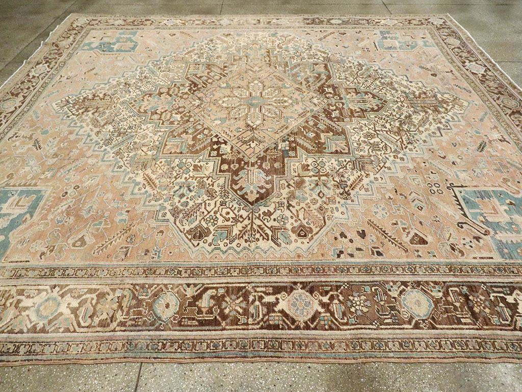 Antique Persian Heriz Square Carpet, No.29132 - Gsblank