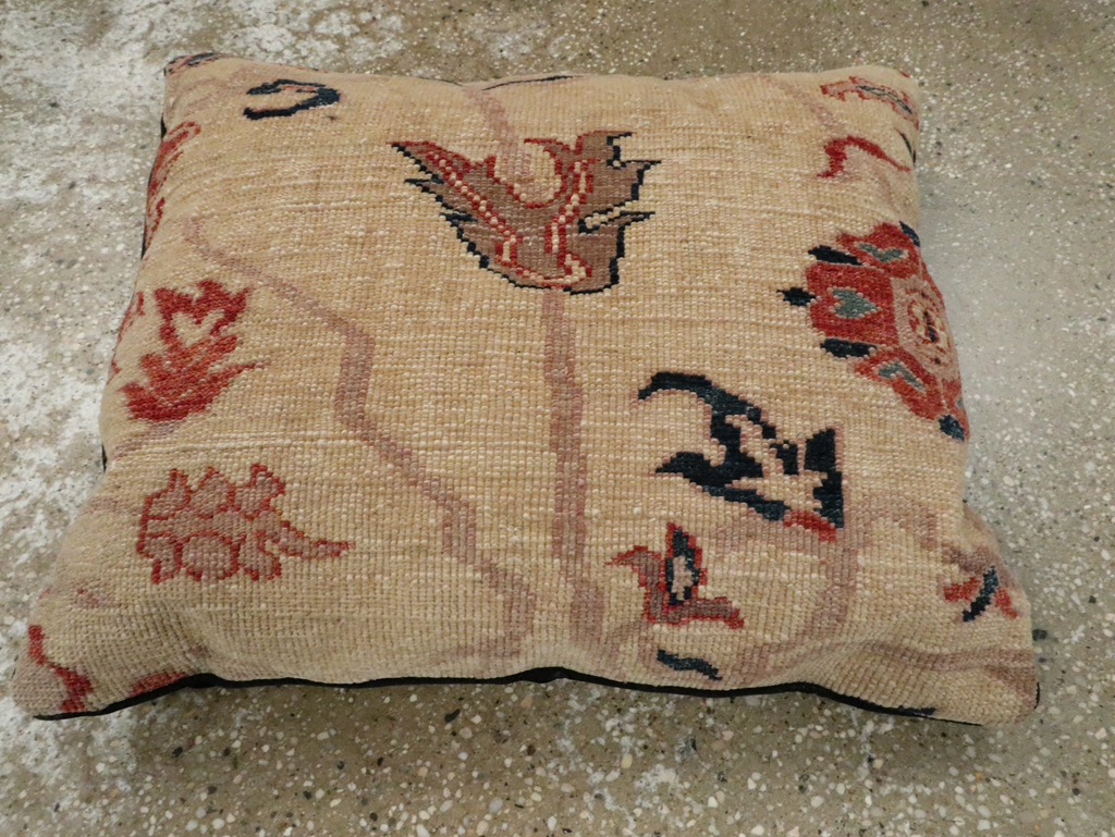 Antique Persian Serapi Pillow, No.29134 - Gsblank