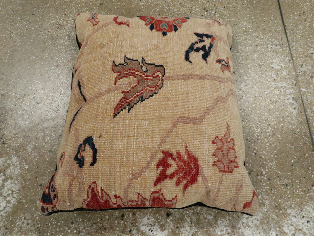 Antique Persian Serapi Pillow, No.29134 - Gsblank