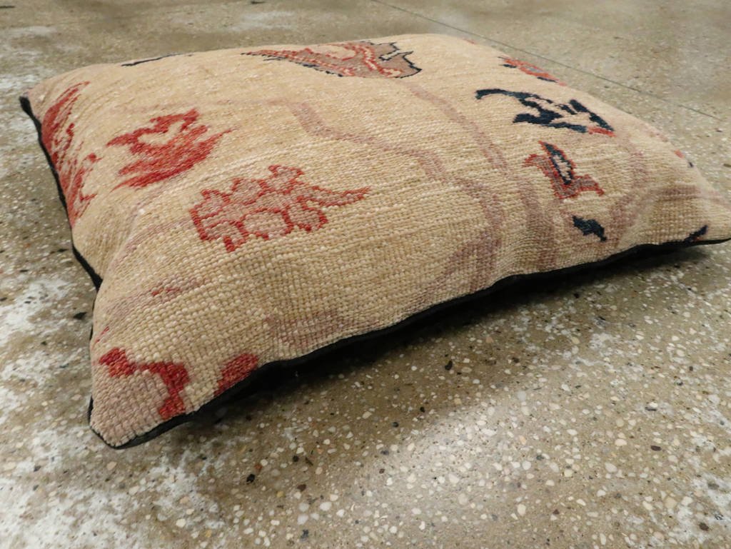 Antique Persian Serapi Pillow, No.29134 - Gsblank