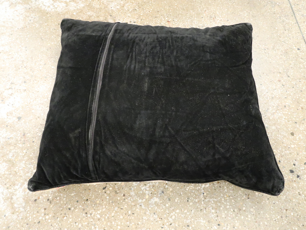 Antique Persian Serapi Pillow, No.29134 - Gsblank