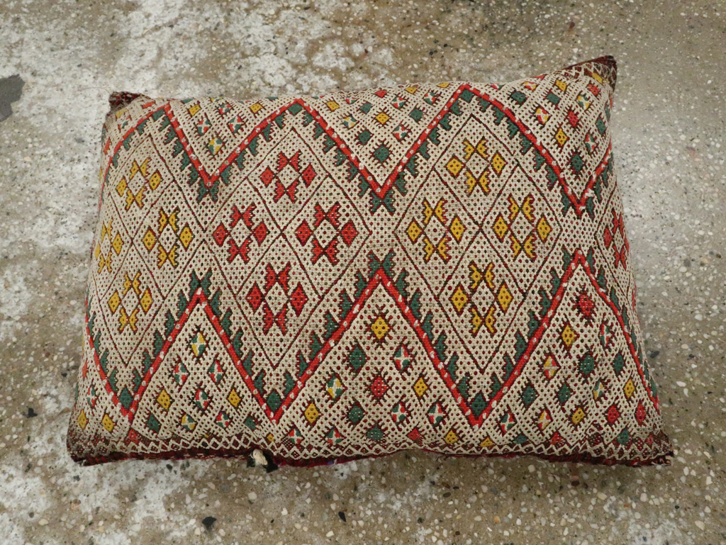 Vintage Persian Kilim Pillow, No.29143 - Gsblank