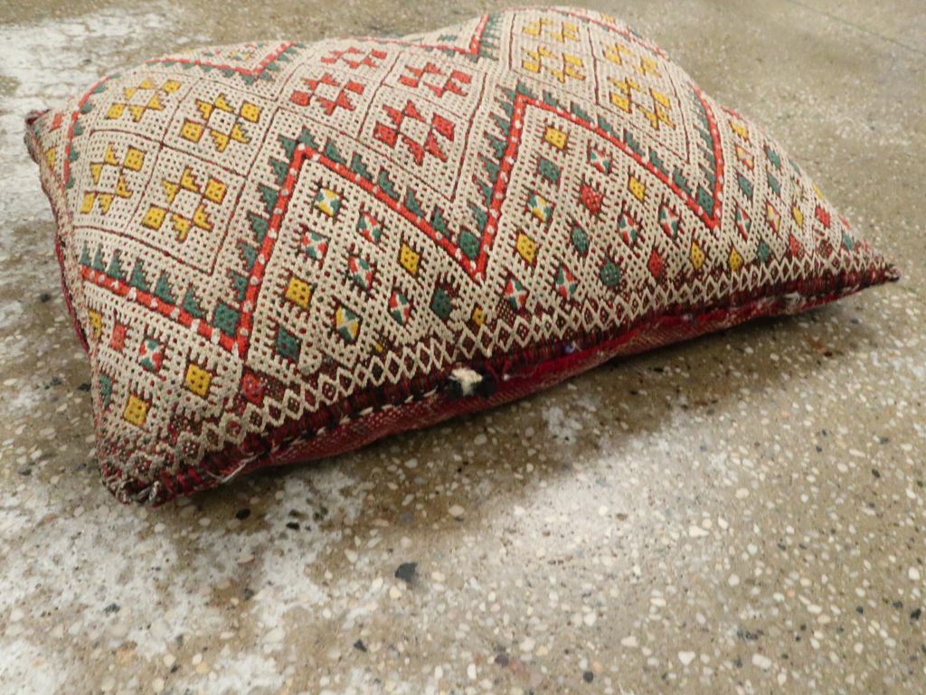 Vintage Persian Kilim Pillow, No.29143 - Gsblank