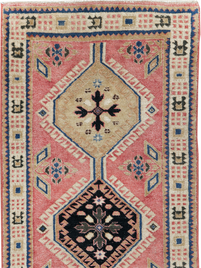 Vintage Persian Serab Small Runner, No.29153 - Gsblank