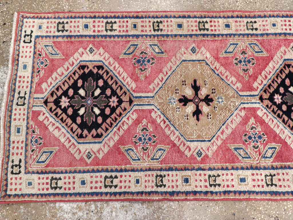 Vintage Persian Serab Runner, No.29153 - Gsblank