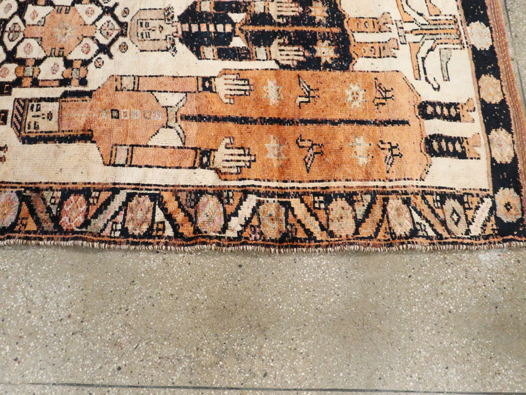 Vintage Persian Bakhtiari Pictorial Rug, No.29171 - Gsblank