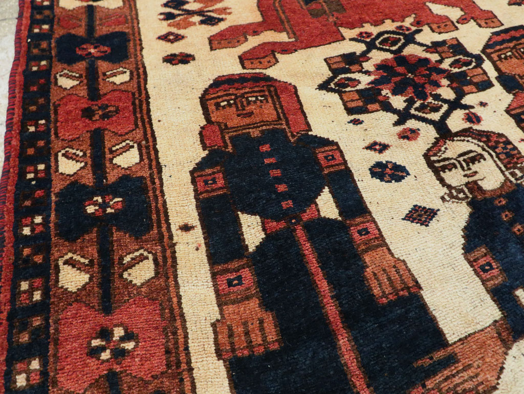 Vintage Persian Bakhtiari Pictorial Rug, No.29172 - Gsblank