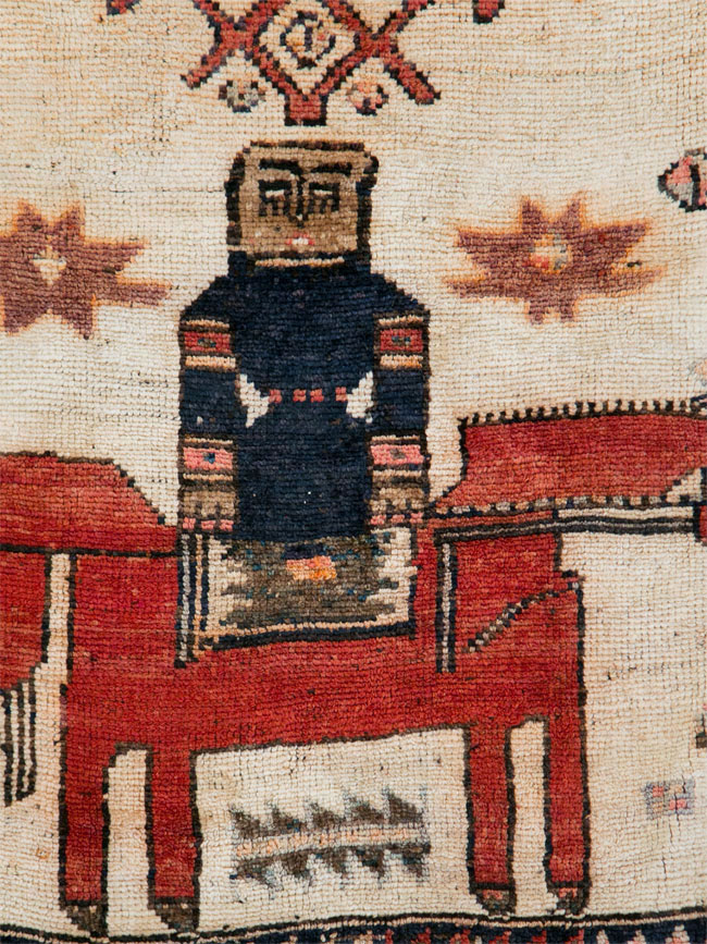 Vintage Persian Pictorial Bakhtiari Rug, No.29175 - Gsblank