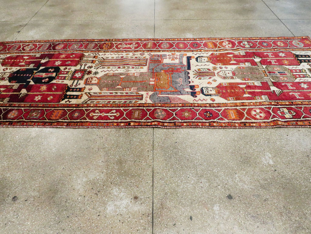 Vintage Persian Pictorial Bakhtiari Rug, No.29179 - Gsblank