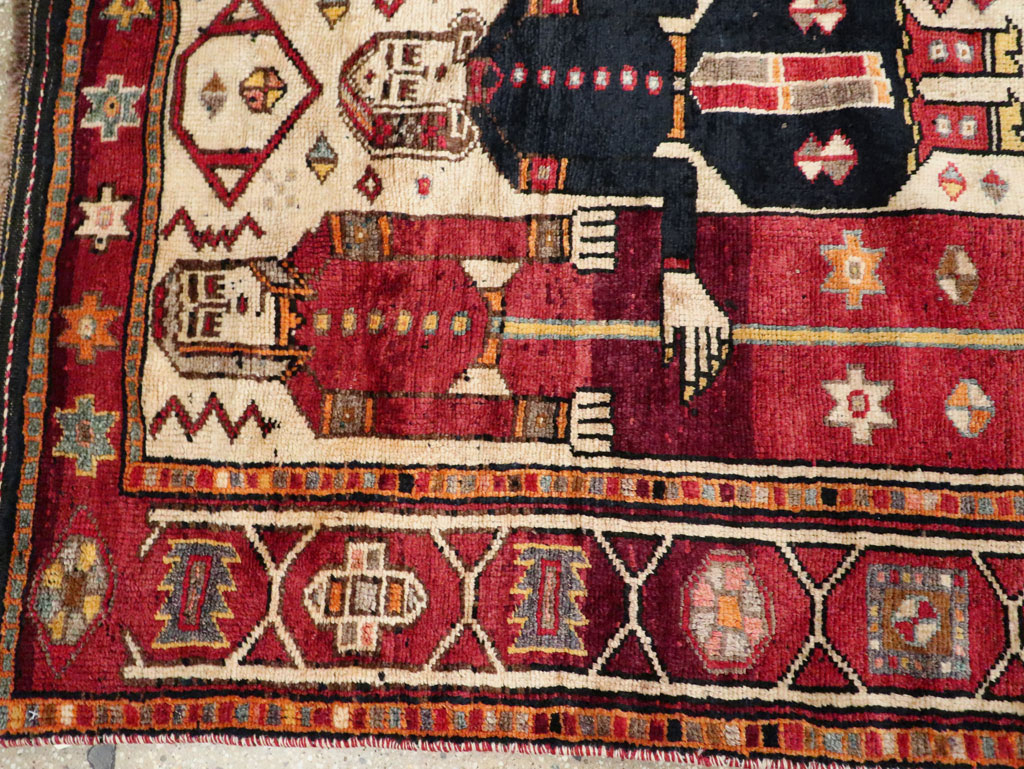 Vintage Persian Pictorial Bakhtiari Rug, No.29179 - Gsblank