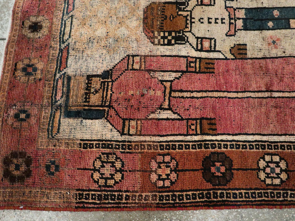 Vintage Persian Pictorial Bakhtiari Rug, No.29180 - Gsblank