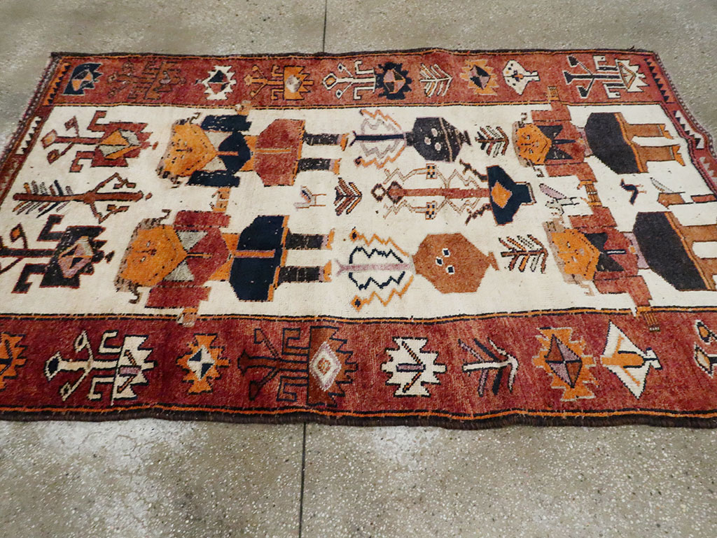 Vintage Persian Bakhtiari Pictorial Accent Rug, No.29181 - Gsblank