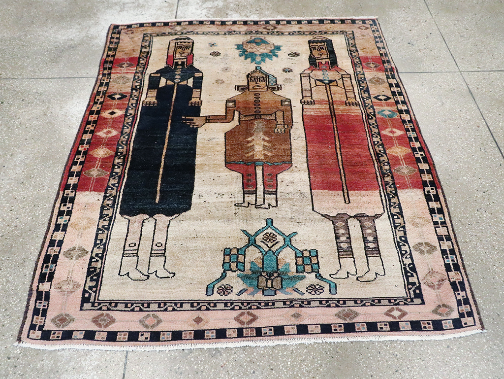 Tribal Persian Pictorial Bakhtiari Square Accent Rug, No.29182 - Gsblank