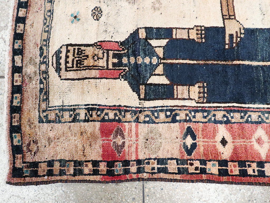 Tribal Persian Pictorial Bakhtiari Square Accent Rug, No.29182 - Gsblank