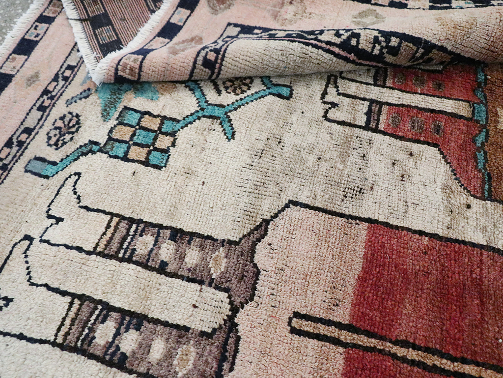 Tribal Persian Pictorial Bakhtiari Square Accent Rug, No.29182 - Gsblank