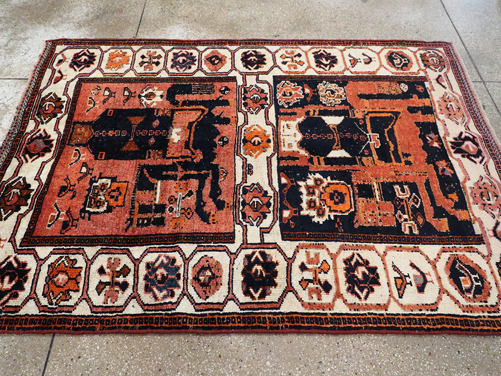 Tribal Persian Pictorial Bakhtiari Accent Rug, No.29183 - Gsblank