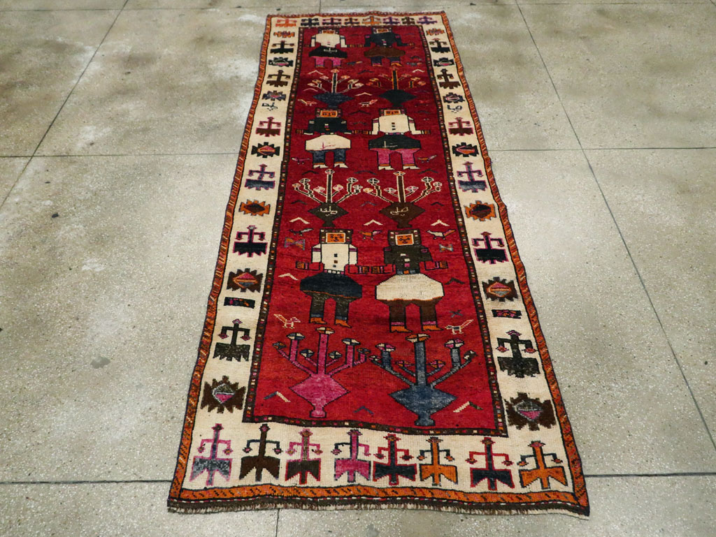 Vintage Persian Pictorial Bakhtiari Rug, No.29188 - Gsblank