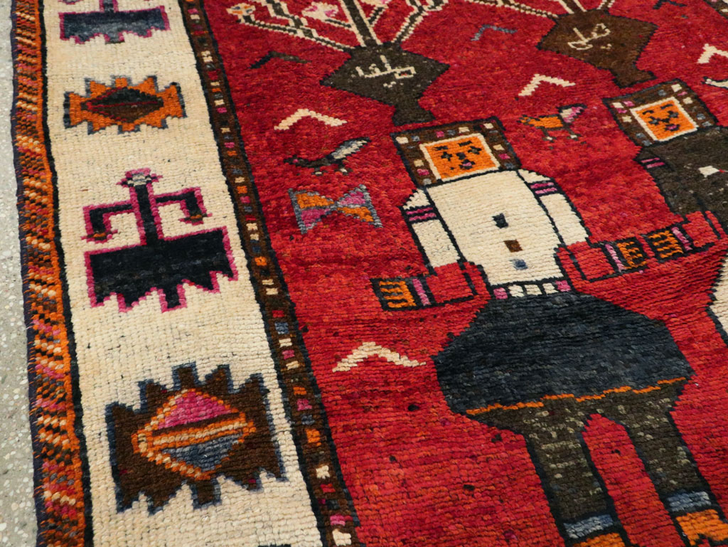 Vintage Persian Pictorial Bakhtiari Rug, No.29188 - Gsblank